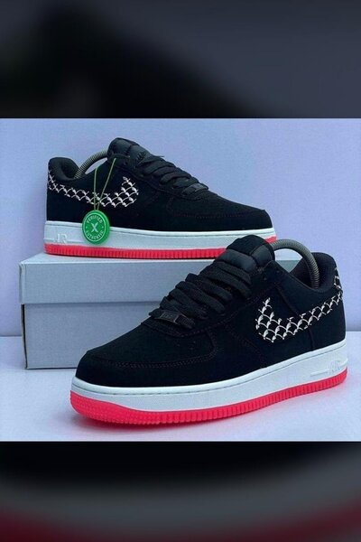 NIKE AIRFORCE CLASSIC