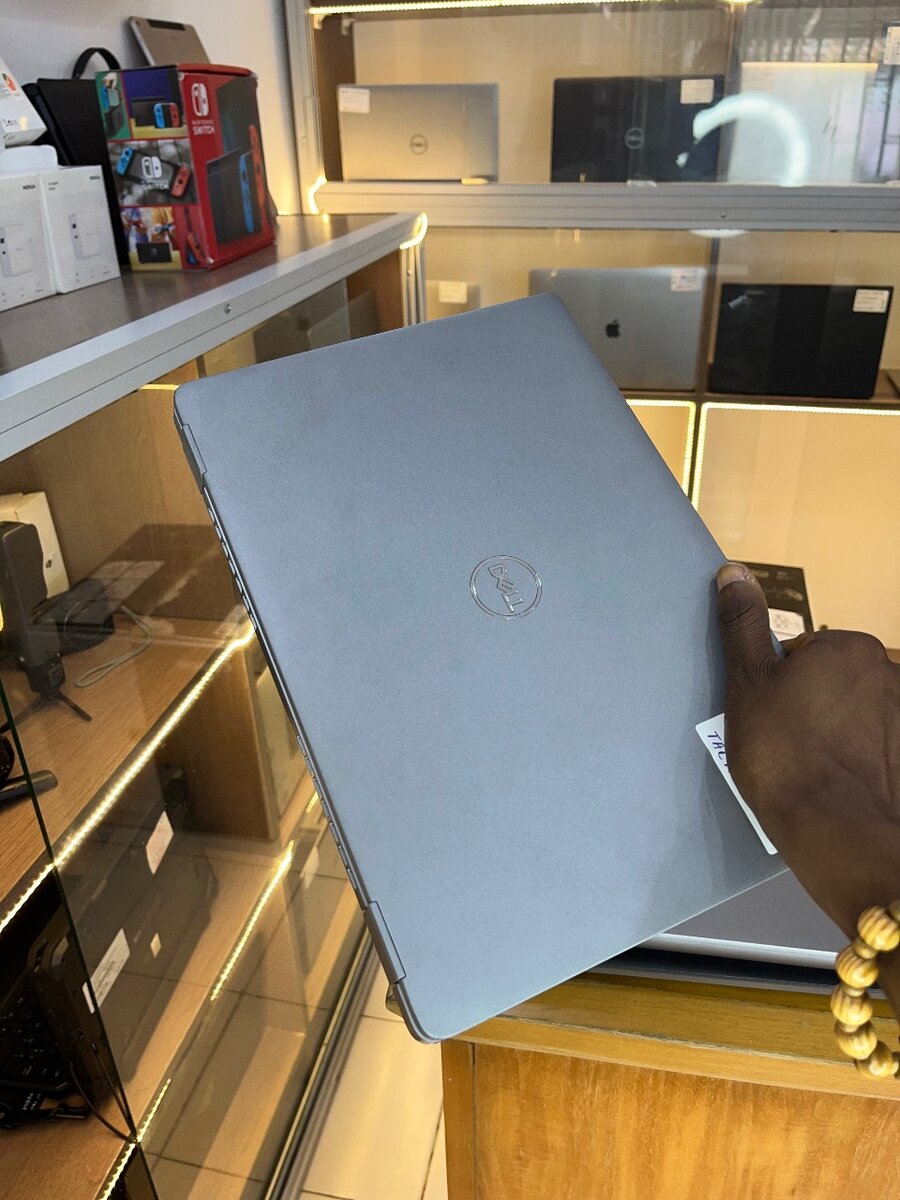 Ordinateur DELL LATITUDE