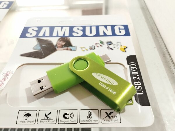 Clés USB 3.0 OTG 16G