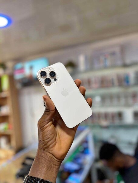 iPhone 12 Pro 128 GO