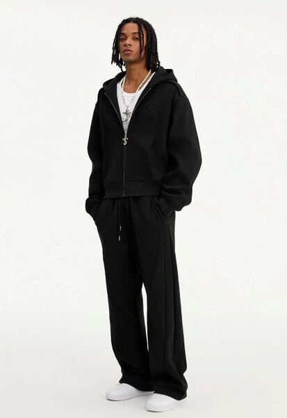 Ensemble jogging noir luxe