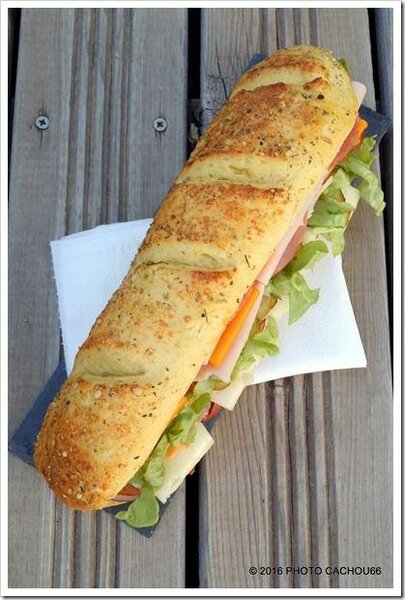 Sandwich baguette fraîche