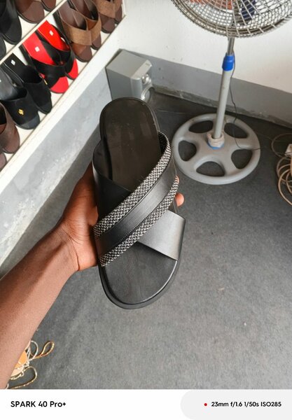 Sandale en cuir chic