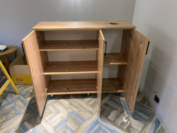 Стейшн-шкафчик