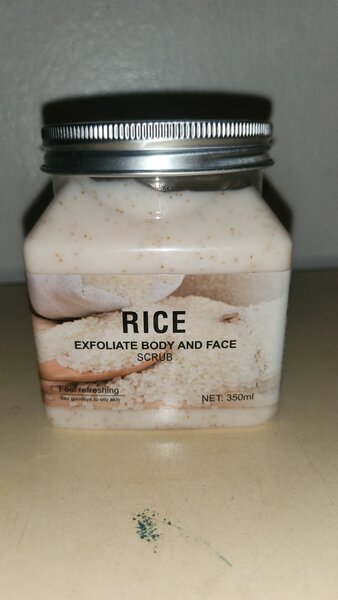 Rice Exfoliating Body Scrub