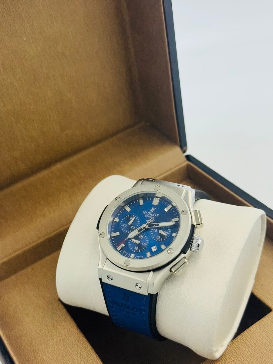 Montre chronographe élégante