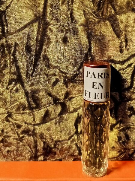 Parfum :"Paris en Fleur"