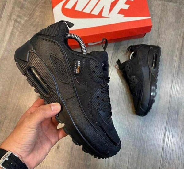 Chaussures Nike Air Max noires