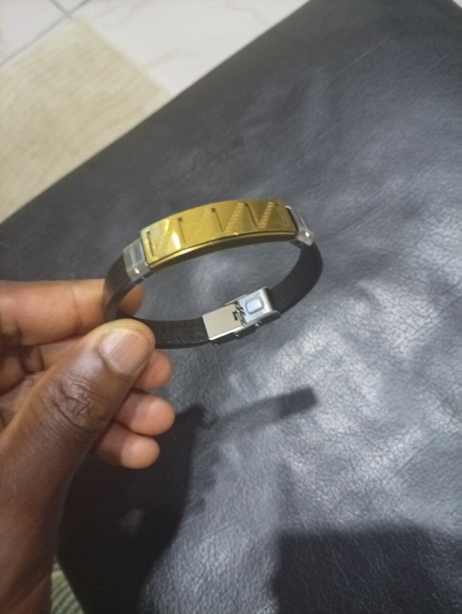 Bracelet en cuir bicolore élégant