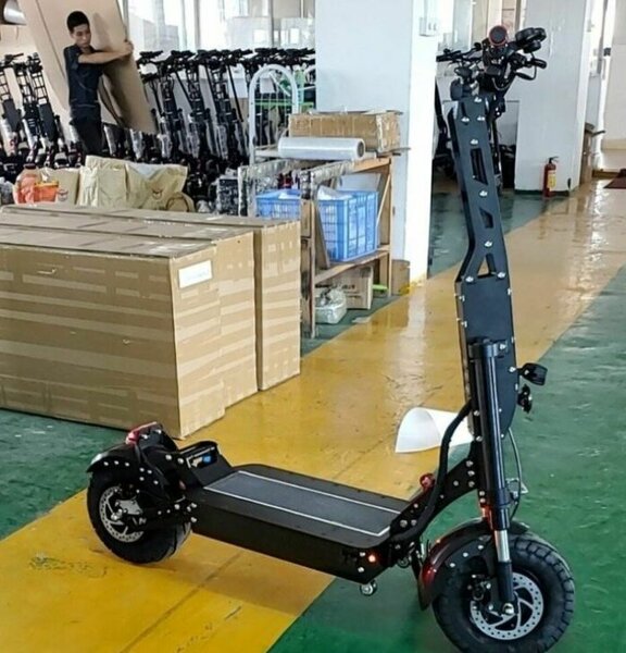 Trottinette Électrique Tout-Terrain