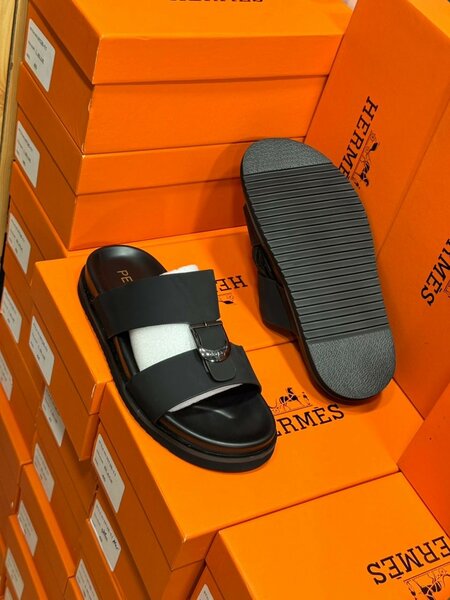 Sandales à Boucles Élegantes