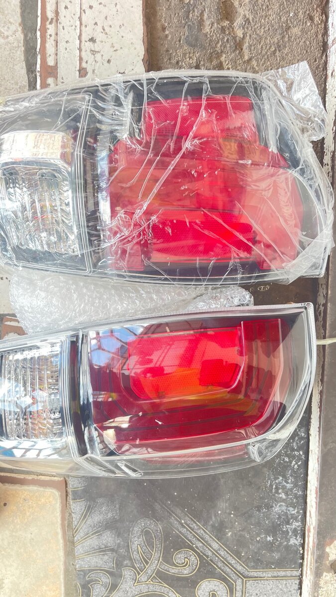 Toyota Tacoma 2018 taillight