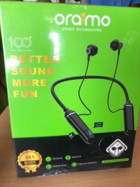 Oraimo magnetic wireless earphone