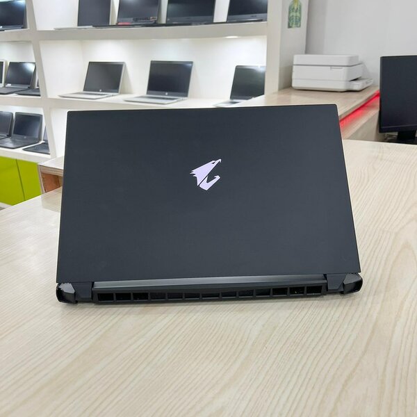 Ordinateur portable AORUS