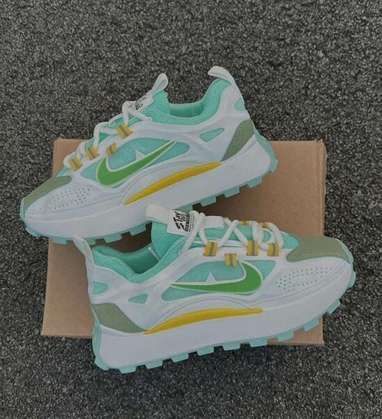 Baskets vertes tendance Nike