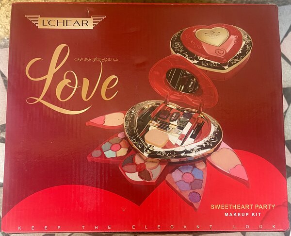Coffret Maquillage L'CHEAR Love