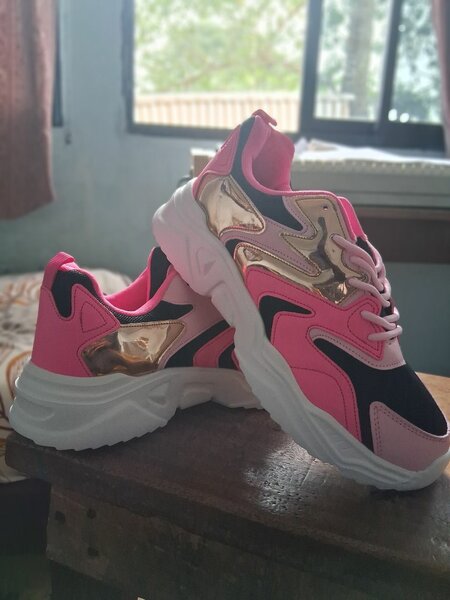 Chaussures de sport femmes rose métallisé