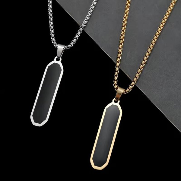 Collier en acier inoxydable pour homme