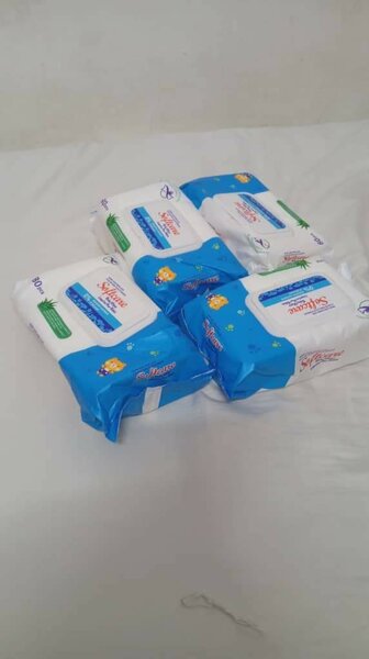 Lingettes Douces pour Bébé