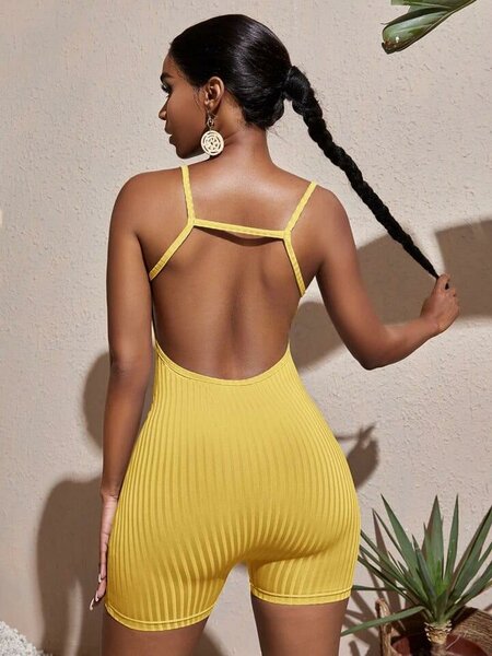 Combinaison jaune sans dos