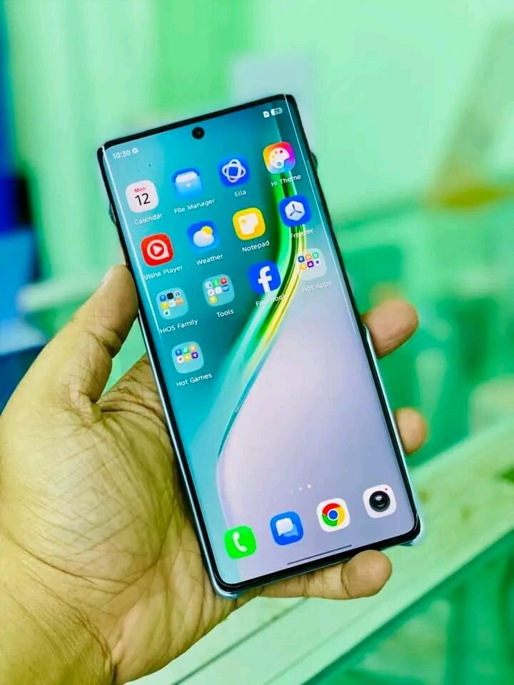 Tecno Camon 40 Pro