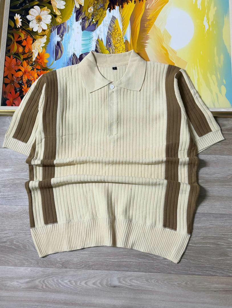 Polo rayé tricoté élégant