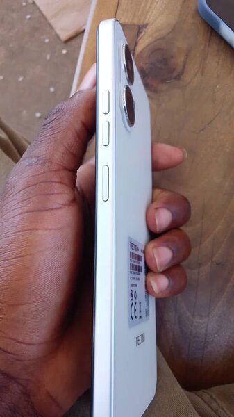 Smartphone Tecno 12GB Blanc