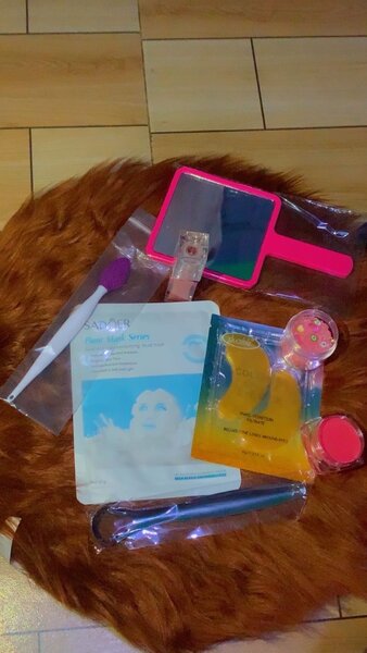 Face n lips products set