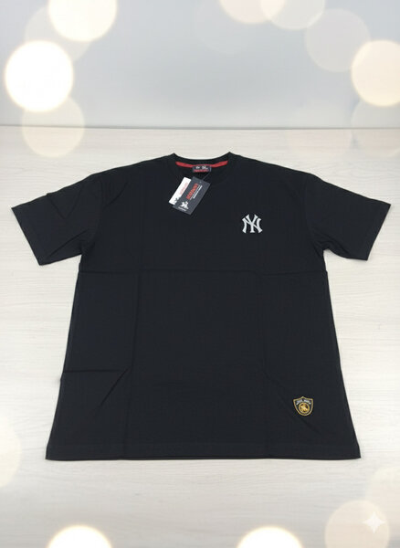 T-shirt noir sport style urbain