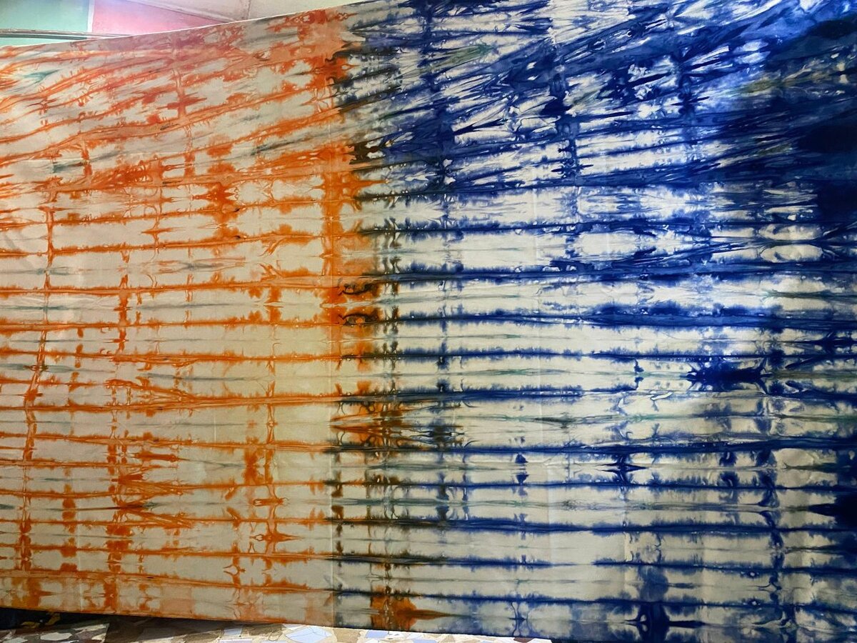 Tissu  tie-dye coloré en coton