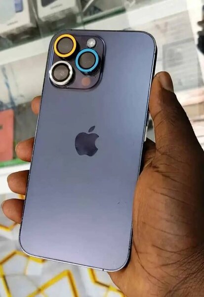 iPhone Pro Max Bleu élégance