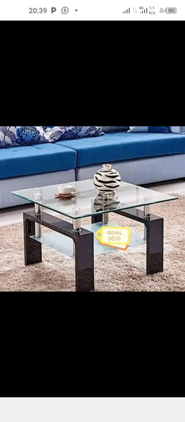 Table basse en verre moderne