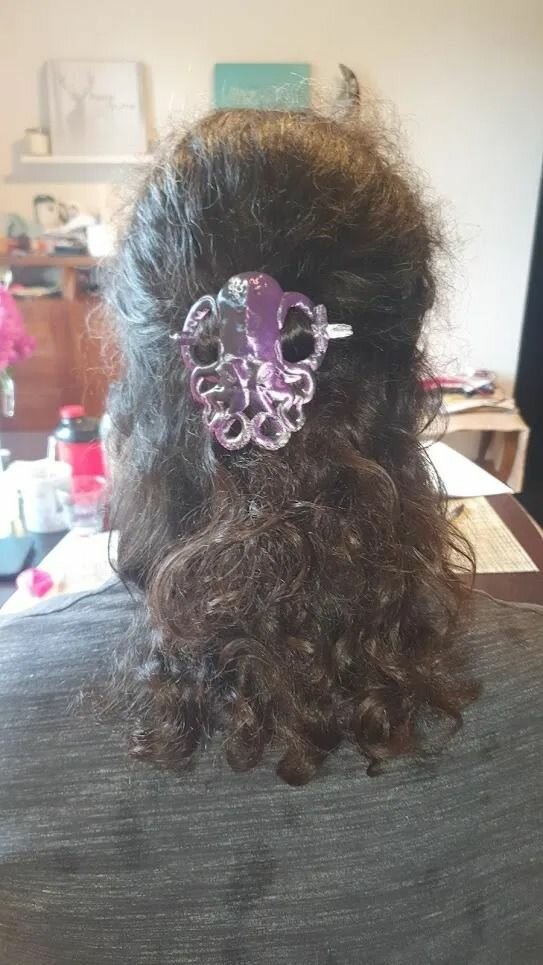 Octopus hair pin
