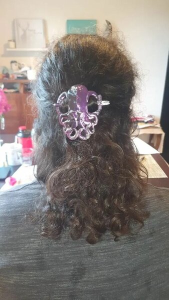 Octopus hair pin