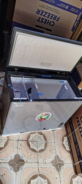 Mini réfrigérateur compact SPJ argent