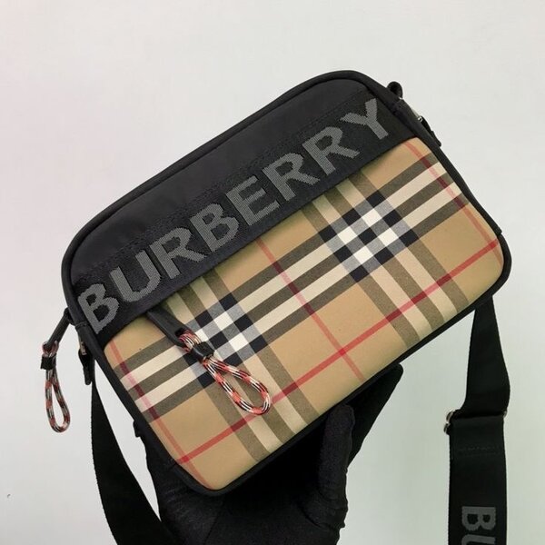 Sac à bandoulière Burberry noir et beige