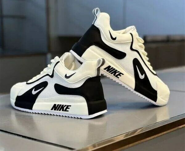 Chaussures Nike blanches et noires pour homme