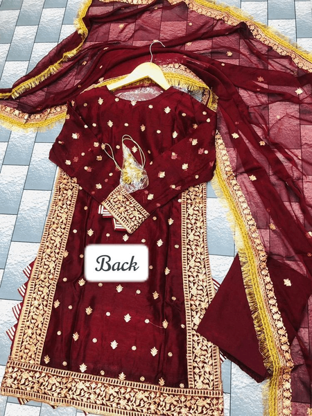 3 PCs Women's stitched Crinkle Chiffon Embroideryd Suit