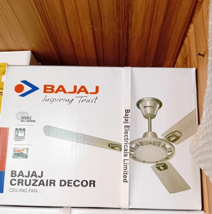 Long blade ceiling fan