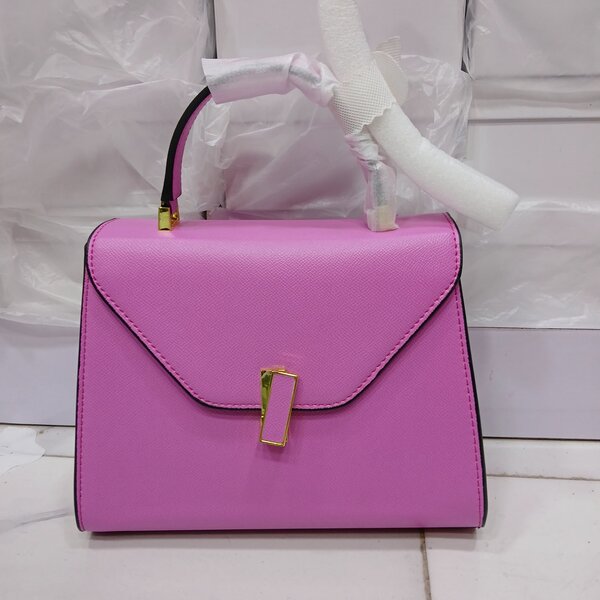 Sac à main rose élégant