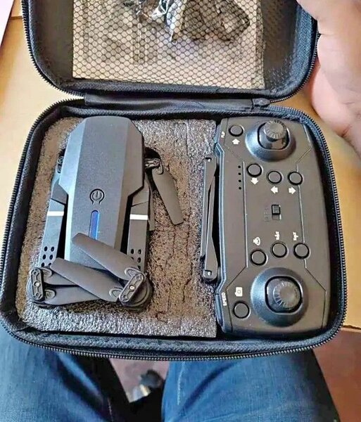 Drone pliable avec caméra HD et télécommande