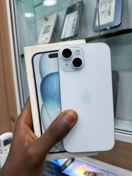 iPhone 15 Blanc Neuf