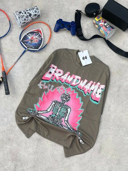 T-shirt graphique tendance