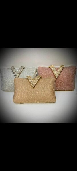 HAND MADE CLUTCHES