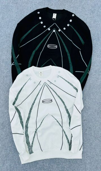 Sweaters homme motif moderne