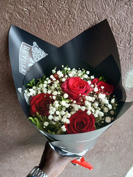 Bouquet élégant de roses rouges