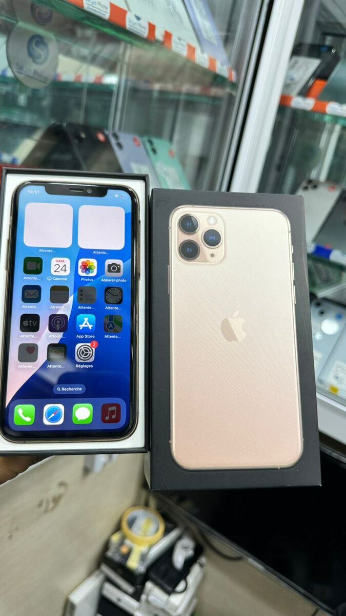 iPhone 11 Pro 256giga tout passe propre