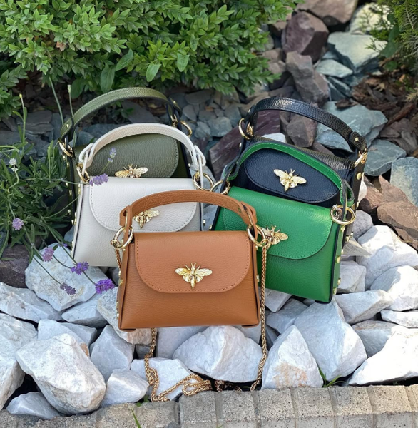 сумки разных цветов