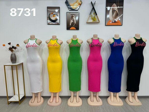 Robe moulante "Barbie"