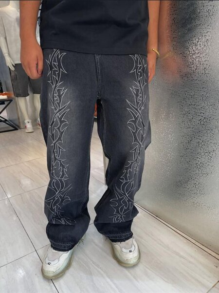 Jean ample à motifs tribaux